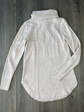 RW&CO. Cream Blush Cable Knit Turtleneck Sweater - Size Small